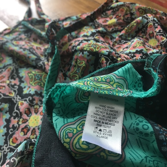 Cold Shoulder Peasant Top - Picture 4 of 5